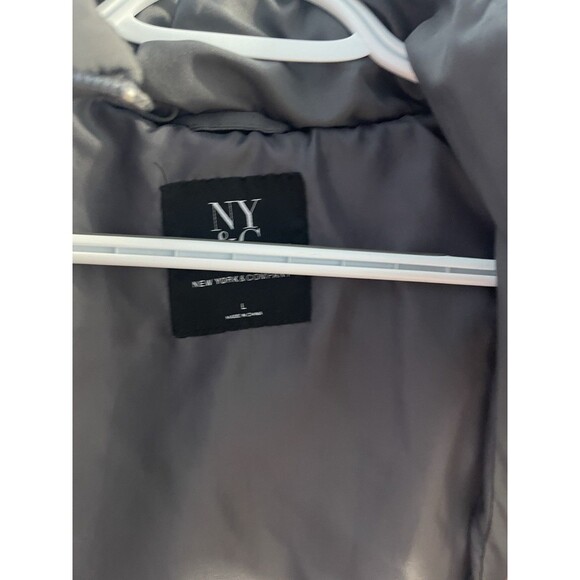 NYC New York & Company Women's Gray Puffer Vest Full Zipper Pockets Size L - Picture 4 of 8